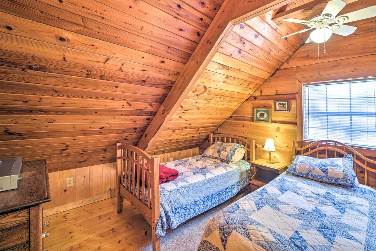 Cozy Tellico Plains Cabin With Large Mountain Creek! Buitenkant foto