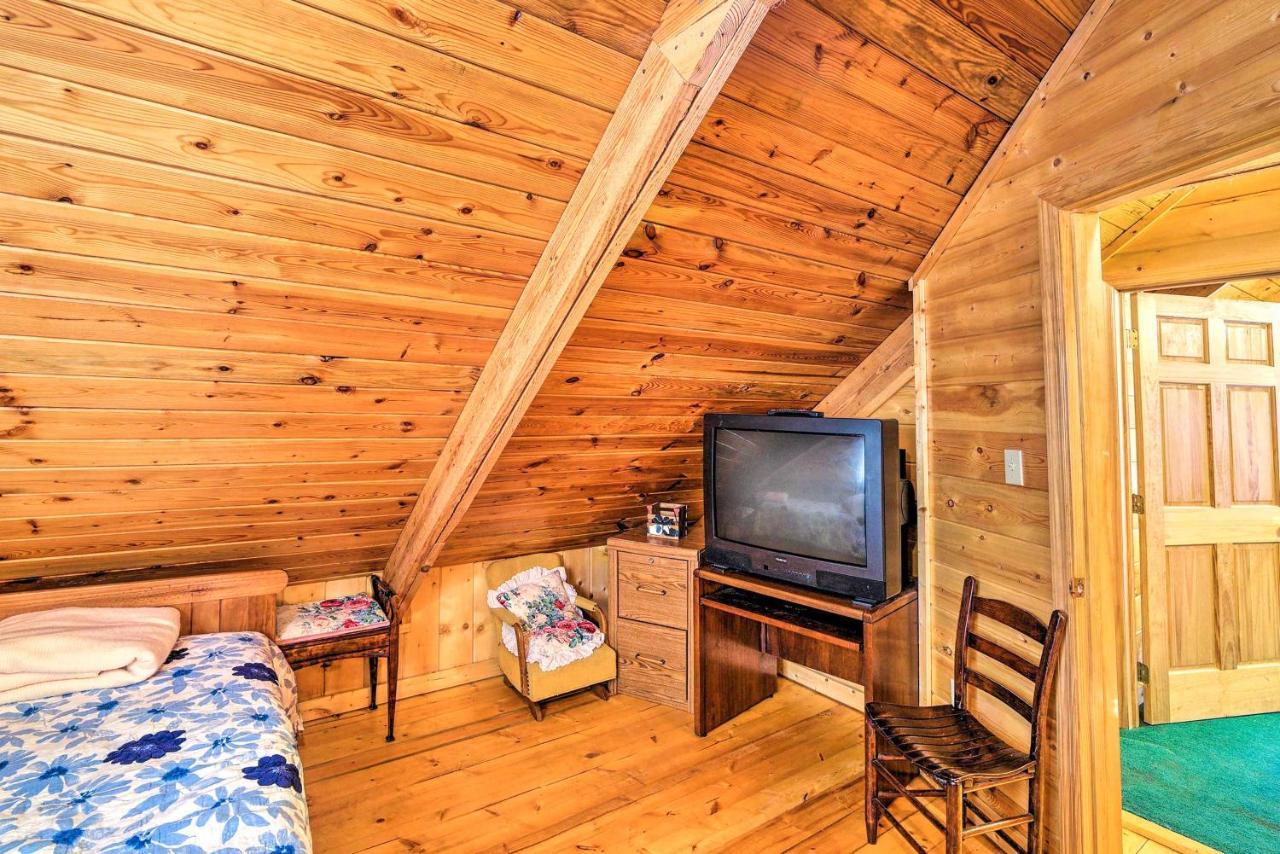 Cozy Tellico Plains Cabin With Large Mountain Creek! Buitenkant foto